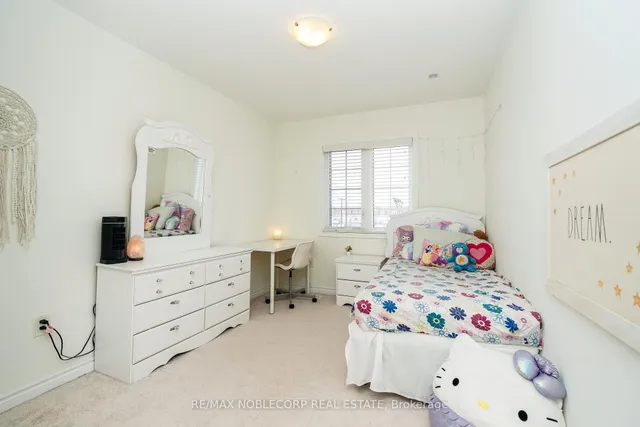 Additional image 6 of 1152 Duignan Cres