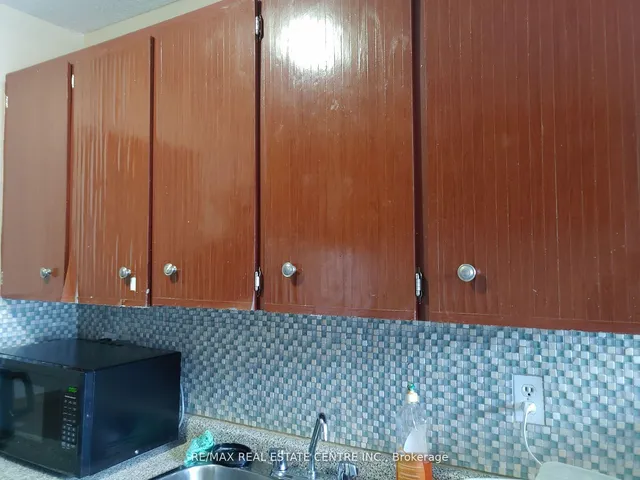 Additional image 6 of 15 Kensington Rd Unit 209