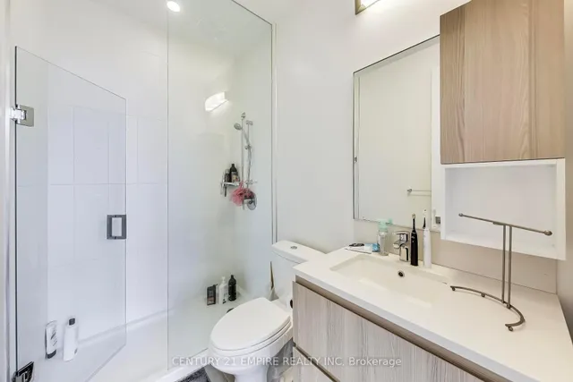 Additional image 26 of 36 Park Lawn Rd Unit 203