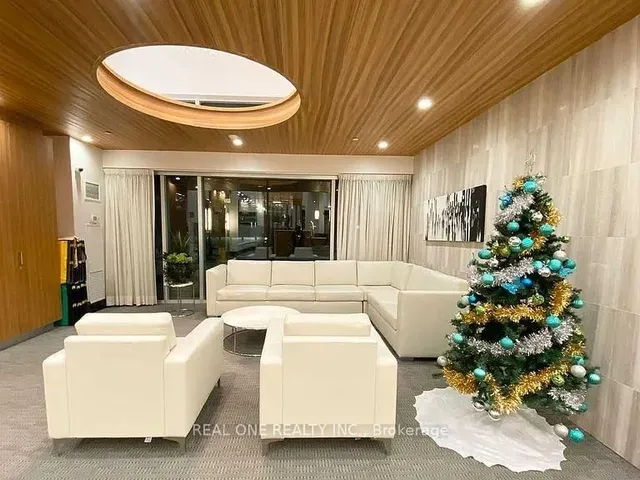 Additional image 18 of 565 Wilson Ave Unit 904W