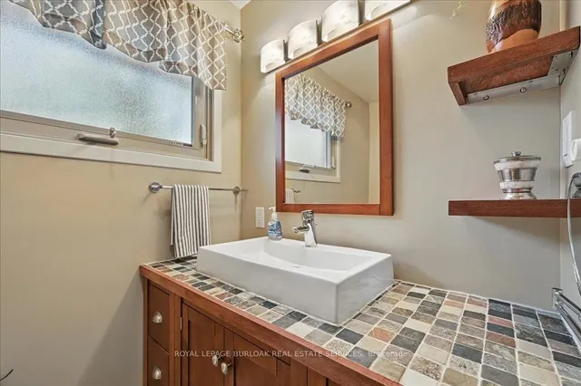 Additional image 27 of 2234 Ghent Ave