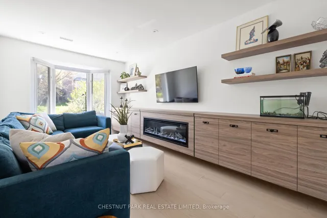 Additional image 17 of 308 Hillhurst Blvd