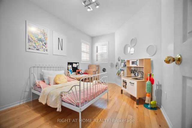 Additional image 24 of 1085 Foxglove Pl