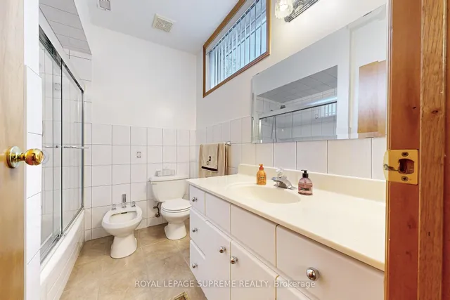 Additional image 42 of 10 Freeman Rd