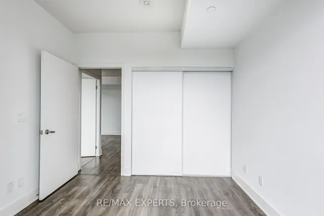 Additional image 18 of 188 Fairview Mall Dr Unit 1011