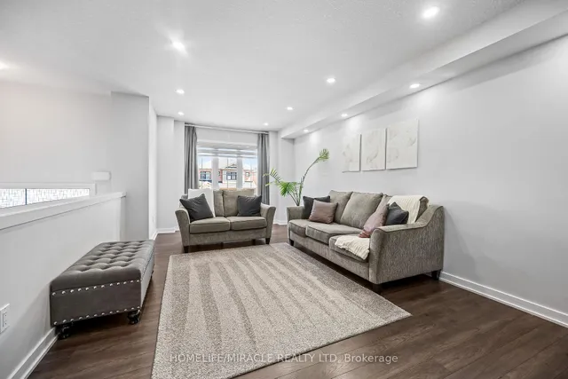 Additional image 28 of 66 Crafter Cres