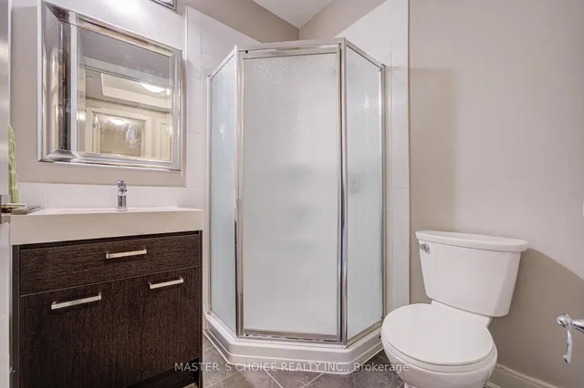 Additional image 8 of 150 Main St Unit 906