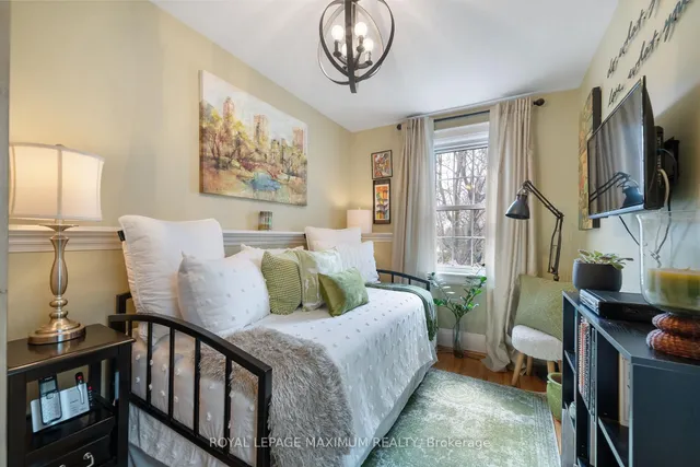 Additional image 24 of 527 Merton St