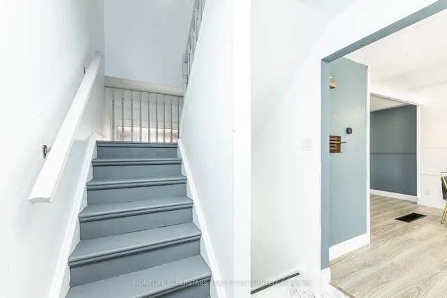 Additional image 34 of 13 Thistle Down Blvd