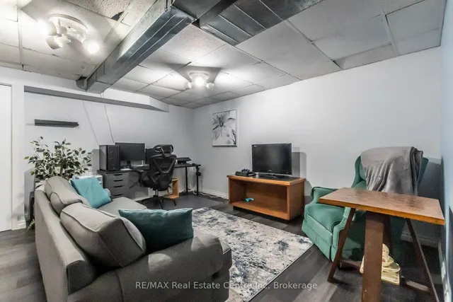 Additional image 25 of 440 Pioneer Dr Unit 9