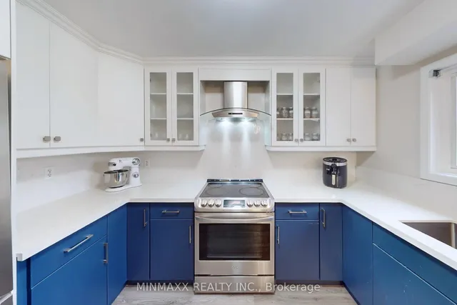 Additional image 10 of 320 Black Dr