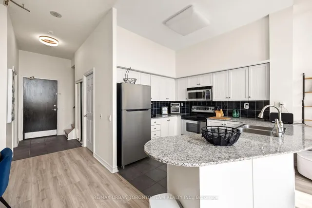 Additional image 3 of 1720 Eglinton Ave Unit 108