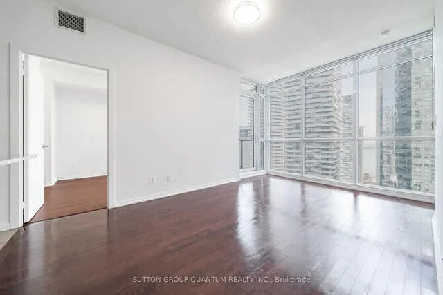 Additional image 8 of 65 Bremner Blvd Unit 2601