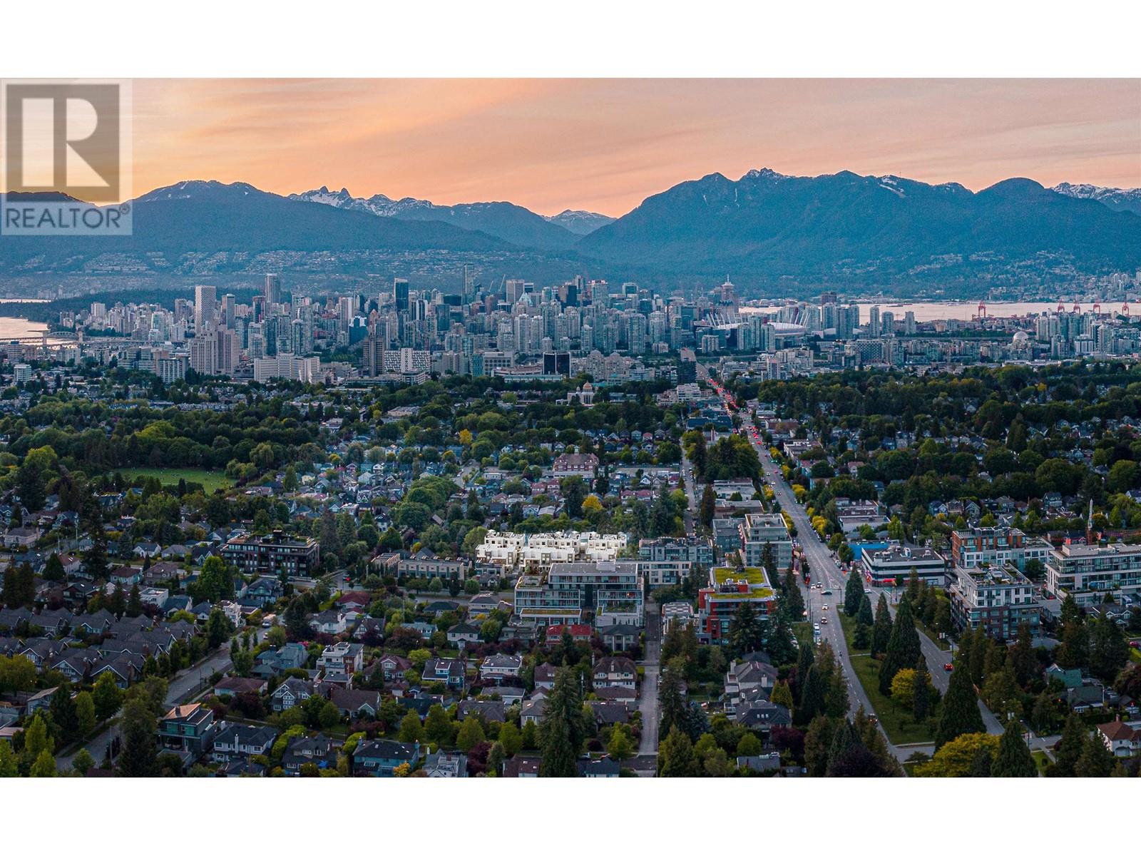 121 578 W 24TH AVENUE|Vancouver, British Columbia V5Z2B4