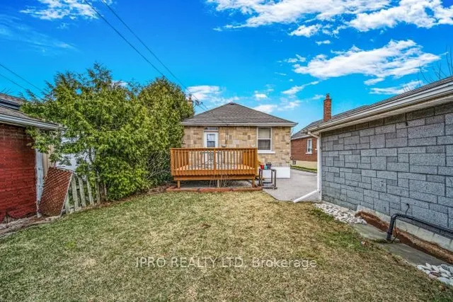 Additional image 39 of 146 Glencarry Ave