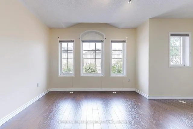 Additional image 20 of 2268 Greening Lane