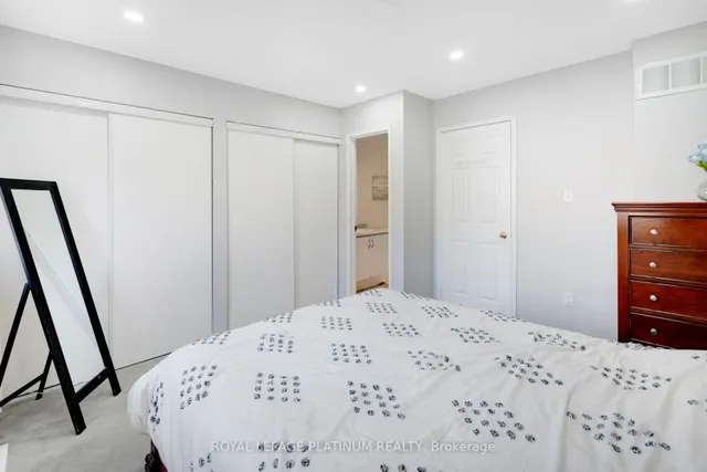 Additional image 20 of 41 Spadina Rd