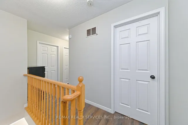 Additional image 31 of 7035 Rexwood Rd Unit 109