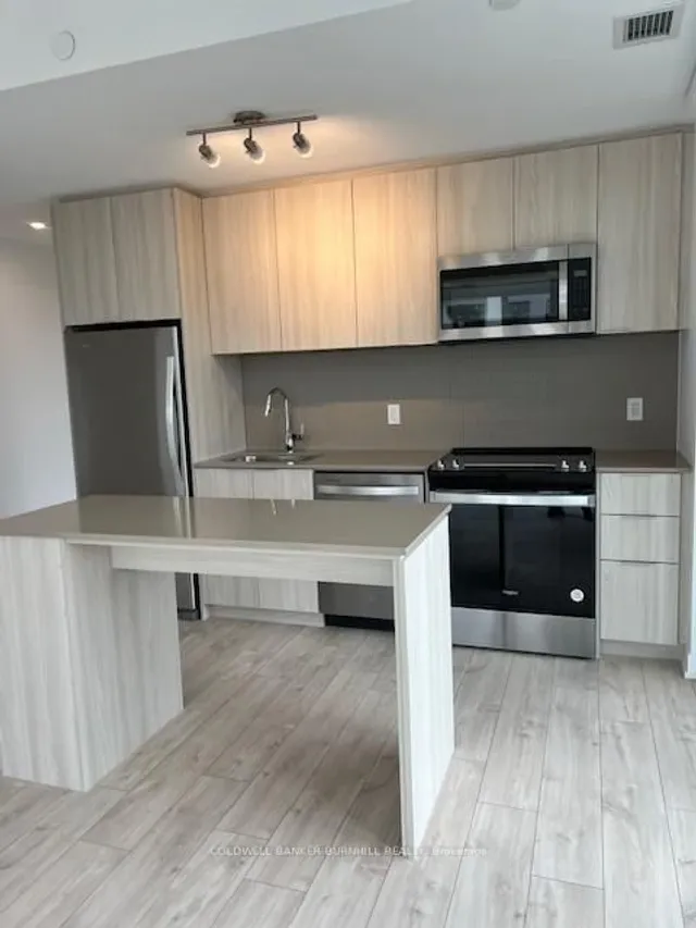 Additional image 11 of 760 Whitlock Ave Unit 702