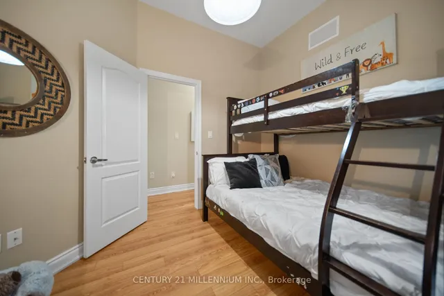 Additional image 15 of 31 Saint Hubert Dr