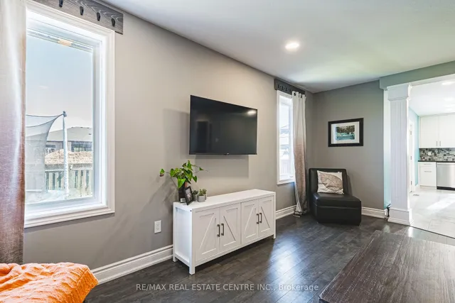 Additional image 14 of 19 Liuna Crt