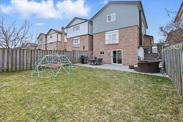 Additional image 25 of 2338 Malcolm Cres