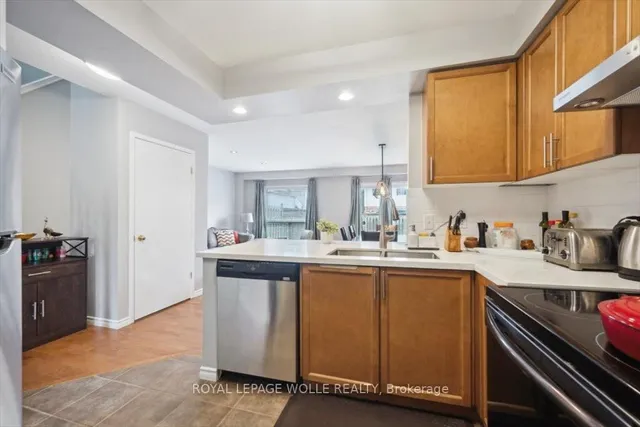 Additional image 10 of 64 Swartz St