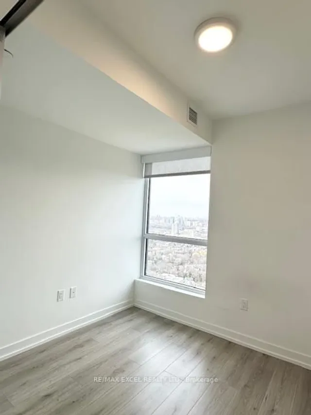 Additional image 14 of 395 Bloor St Unit 3905