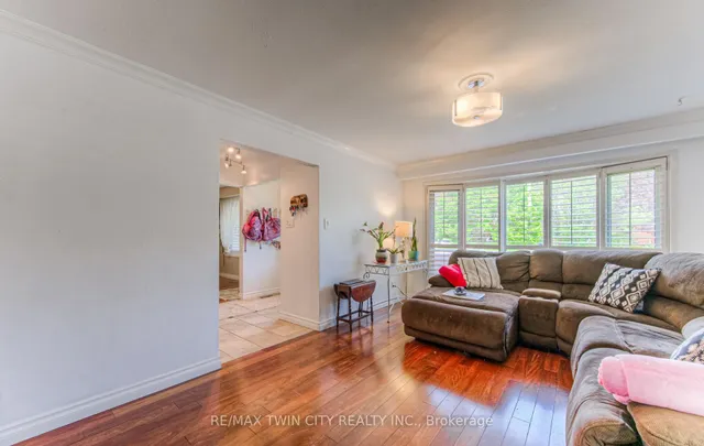 Additional image 7 of 92 Pinehurst Cres