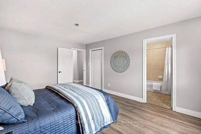 Additional image 26 of 28 Vennio Lane