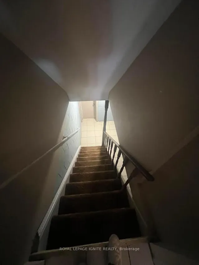 Additional image 17 of 852 Runnymede Rd