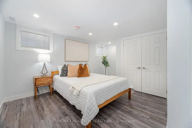 Additional image 39 of 86 Crendon Dr