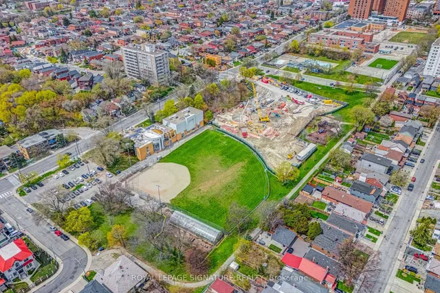 Additional image 42 of 494 Northcliffe Blvd