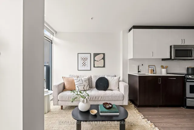 36 Howard Park Ave Unit 205