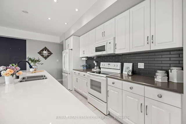 Additional image 15 of 70 Willowrun Dr Unit A2