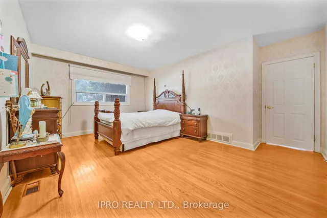 Additional image 27 of 2 Aylesbury Rd