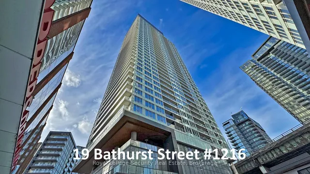 19 Bathurst St Unit #1216