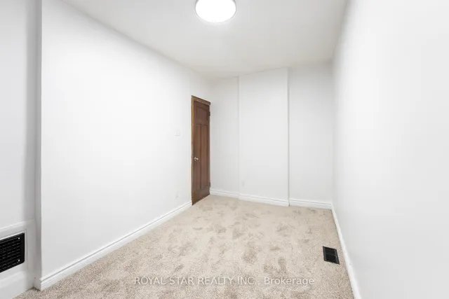 Additional image 16 of 82 Westlake Ave