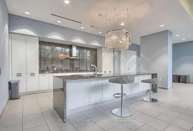 Additional image 29 of 103 The Queensway Ave Unit 1212