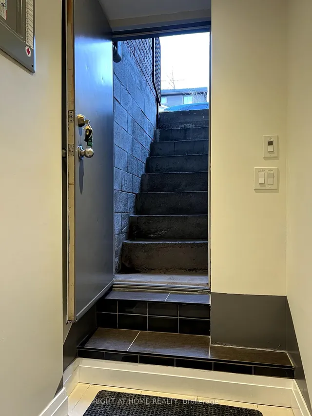 Additional image 14 of 1301 Davenport Rd