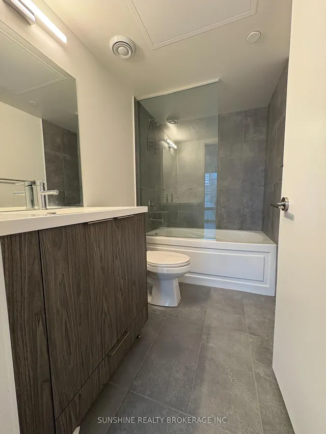 Additional image 8 of 60 Shuter St Unit 2007