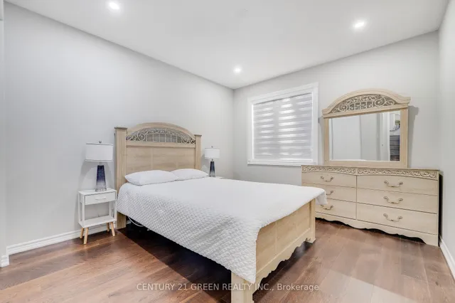 Additional image 27 of 1436 Connaught Terr