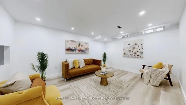 Additional image 30 of 101 Chipmunk Cres