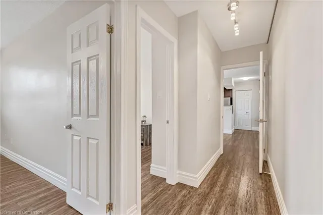 Additional image 15 of 851 Queenston Rd Unit 502