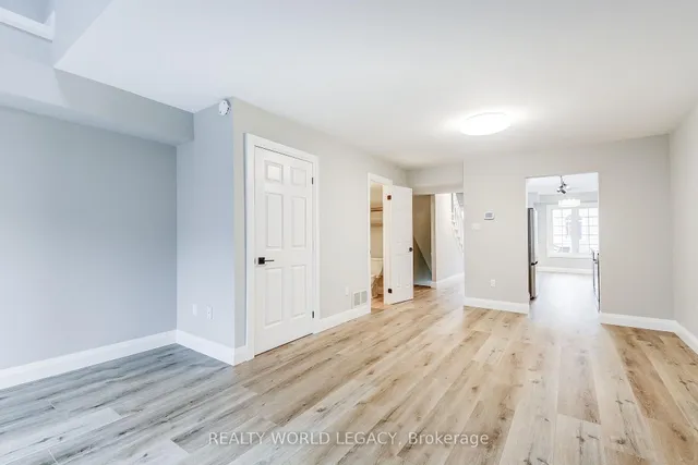 Additional image 31 of 2055 Walker's Line Unit 240