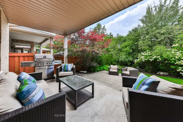 Additional image 29 of 526 Hidden Tr