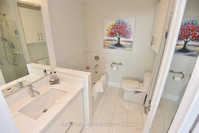 Additional image 24 of 2025 Maria St Unit 1006