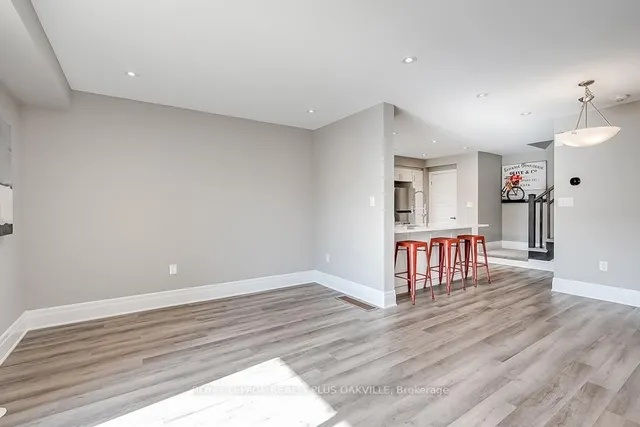 Additional image 11 of 512 Bellflower Crt
