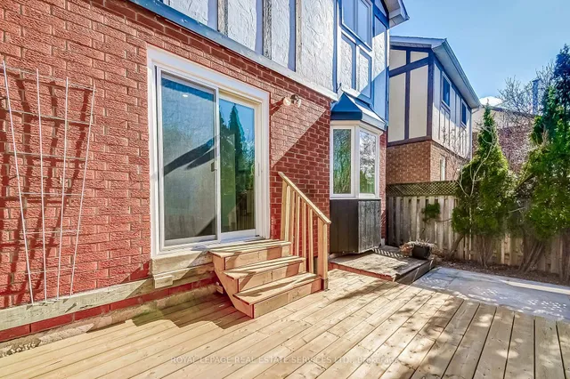 Additional image 41 of 2192 Margot St