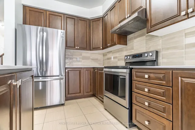 Additional image 14 of 61 Finegan Circ